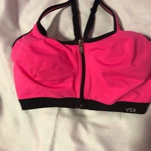 Victoria Secret sport 34DD